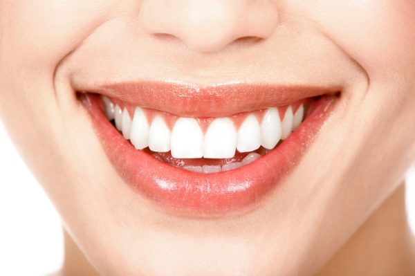 Todo lo que tienes que saber sobre el blanqueamiento dental Todo lo que tienes que saber sobre el blanqueamiento dental