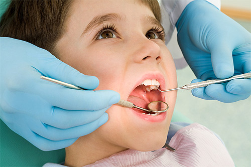 Odontología pediátrica deglución atípica - Luis Sánchez