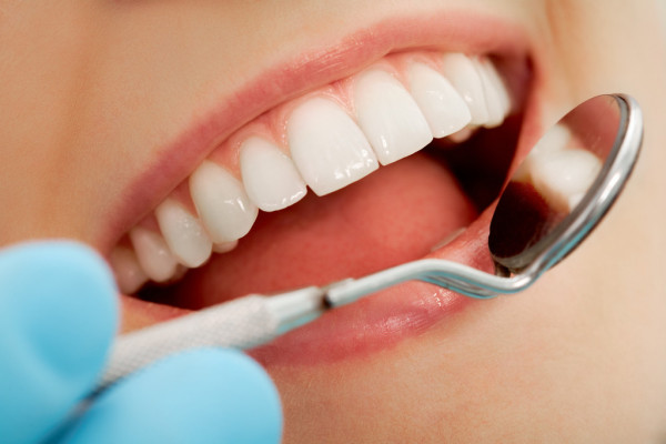 correcto cepillado de los dientes