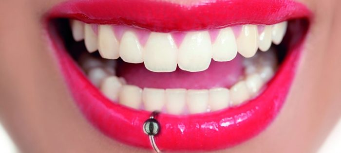 Piercings. ¿Qué daños provocan en tu boca?